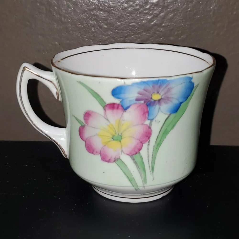 Vintage Foley Bone China Floral Tea Cup